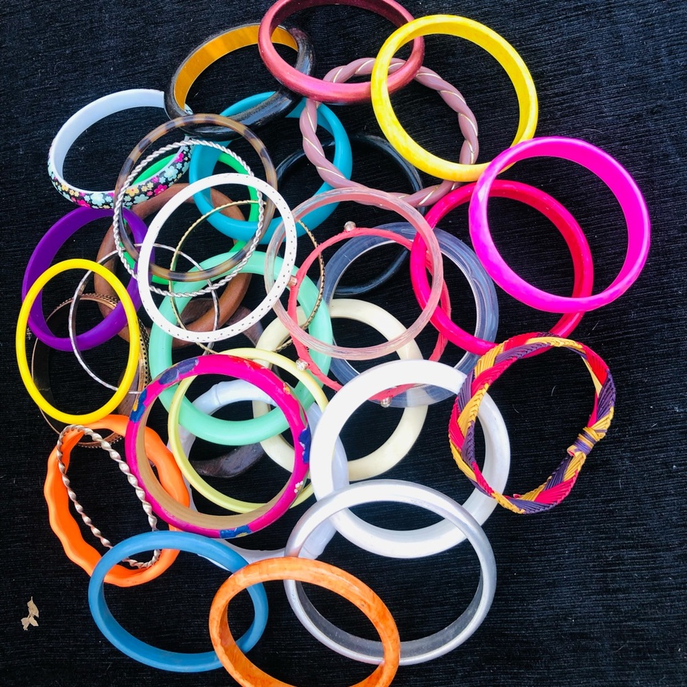 Bracelet lot